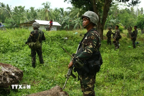 Binh sỹ Philippines trong chiến dịch truy quét phiến quân tại tỉnh Maguindanao ngày 10/5/2017. (Nguồn: AFP/TTXVN)