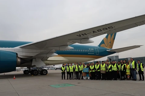 Lễ khai trương dòng máy bay Airbus A350 của Vietnam Airlines tại sân bay quốc tế Frankfurt, Đức vào ngày 9/1. (Ảnh: Phạm Văn Thắng/TTXVN)
