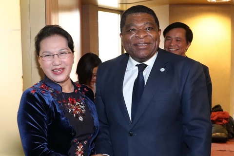Chủ tịch Quốc hội Nguyễn Thị Kim Ngân và Tổng thư ký Liên minh Nghị viện Thế giới Martin Chungong.(Ảnh: Trọng Đức/TTXVN)