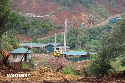 Hoạt động khai thác khoáng sản của một doanh nghiệp trên địa bàn xã Minh Sơn, huyện Bắc Mê. (Ảnh: Hùng Võ/Vietnam+)