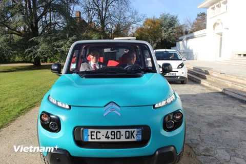 Tại Pháp, ôtô điện được coi là phương tiện giao thông sạch, thân thiện với môi trường. (Ảnh: Hùng Võ/Vietnam+)