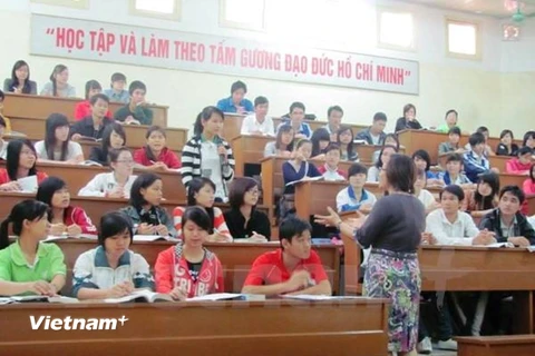 Giờ học của thầy và trò trường Đại học Sư phạm Hà Nội. (Ảnh: PM/Vietnam+)