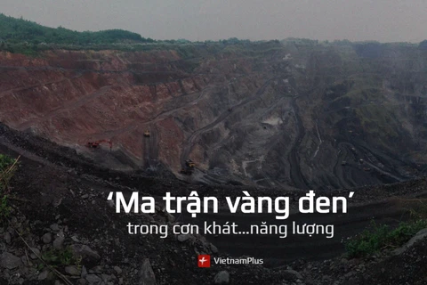 Hoạt động khai thác, tẩu tán than lậu vẫn diễn ra “nóng bỏng” ở nhiều vùng đất mỏ. (Ảnh: H.V/Vietnam+)