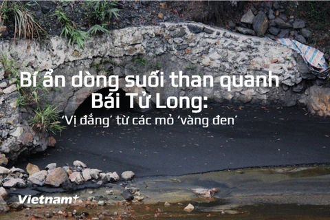 Nước từ mỏ than chảy xuống "Suối hóa chất." (Ảnh: P.V/Vietnam+)