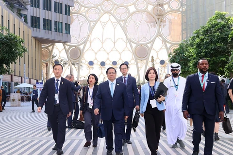 Trong chương trình tham dự Hội nghị COP28, Thủ tướng Phạm Minh Chính đến dự Lễ khởi động sáng kiến “Đẩy nhanh chuyển đổi điện than.” (Ảnh: Dương Giang/TTXVN)