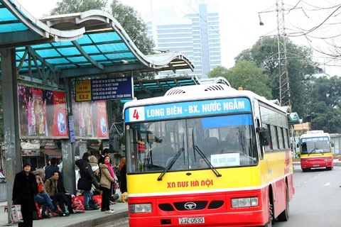 Hà Nội: Khai thác thêm làn đường riêng cho xe buýt 
