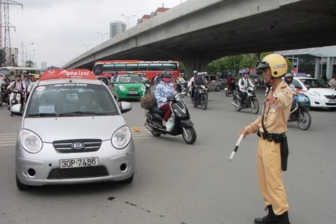 Hà Nội: Mở đợt cao điểm “quét” xe khách, taxi vi phạm 