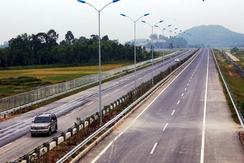 Giải trình về "sai phạm tuyến tại cao tốc Cầu Giẽ-Ninh Bình" 