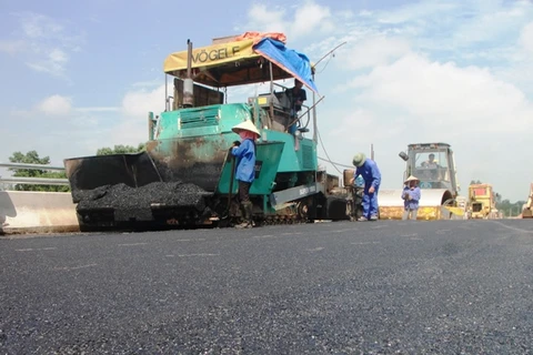 Hơn 7.000 tỷ đồng chi sửa chữa đường bộ năm 2014