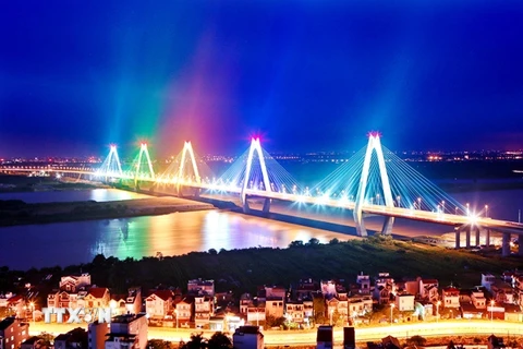 Đề xuất tên kép cho cầu dây văng Nhật Tân vượt sông Hồng