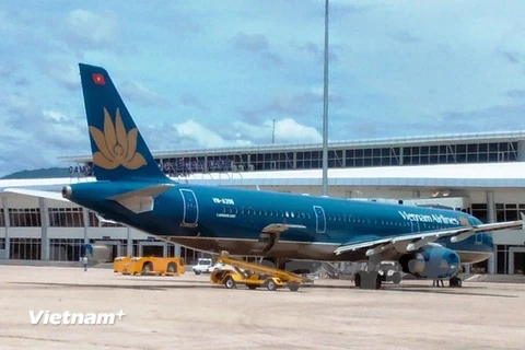 Vietnam Airlines điều chỉnh 5 chuyến bay do bão Hagupit 