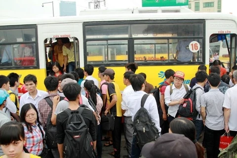 Hà Nội: Sẽ có xe buýt riêng cho phụ nữ để chống quấy rối tình dục