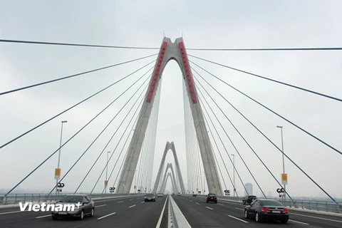 Hà Nội: Thông xe cây cầu dây văng nhiều nhịp nhất Việt Nam 
