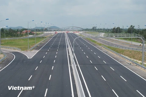 27/5: Cao tốc Hà Nội-Hải Phòng sẽ thông xe 22km đầu tiên 