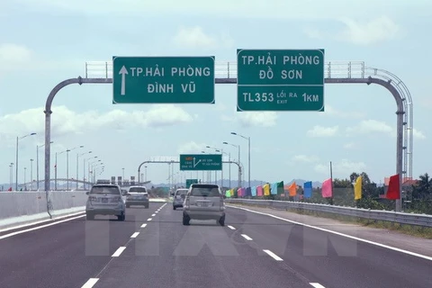 Đoạn tuyến dự án cao tốc Hải Phòng-Hà Nội được thông xe và đưa vào khai thác. (Ảnh : Lâm Khánh/TTXVN)
