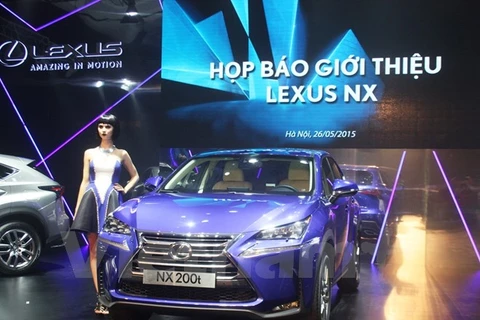Lexus NX200t tăng giá tới 72 triệu đồng so với giá cũ. (Ảnh: Việt Hùng/Vietnam+)