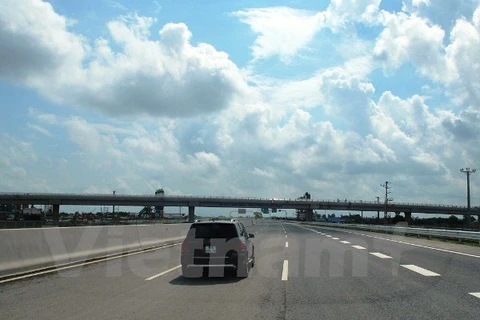Tuyến đường cao tốc Hà Nội-Hải Phòng sẽ thúc đẩy phát triển kinh tế vùng Đồng bằng Bắc Bộ. (Ảnh: Việt Hùng/Vietnam+)
