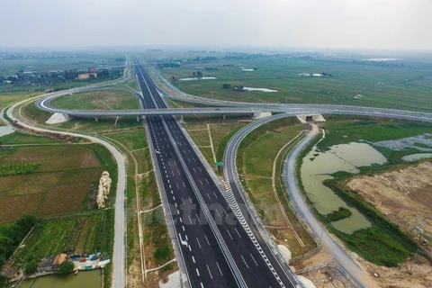 Đường cao tốc Hà Nội-Hải Phòng nhìn từ trên cao. (Ảnh: Minh Sơn/Vietnam+)