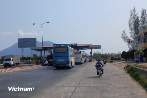 Trạm thu phí Sông Phan của dự án BOT Quốc lộ 1 đoạn Phan Thiết-Đồng Nai. (Ảnh: Doãn Đức/Vietnam+)