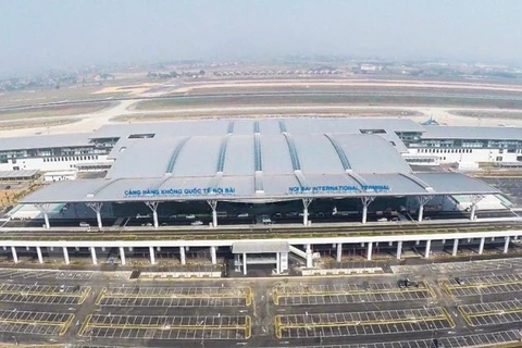 Nhà ga T2, sân bay quốc tế Nội Bài nhìn từ trên cao. (Ảnh: Minh Sơn-Hoàng Long/Vietnam+)