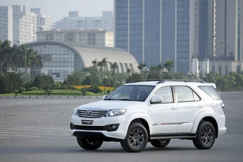 Dòng xe Toyota Fortuner TRD giá mới có mức tăng từ 32-38 triệu đồng sau khi thuế tiêu thụ đặc biệt được điều chỉnh. (Ảnh: TMV)