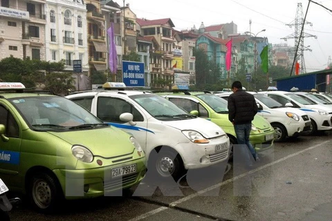 Dự thảo quản lý taxi làm cho nhiều hãng taxi lo lắng bởi nhiều quy định mới của Hà Nội. (Ảnh: TTXVN)
