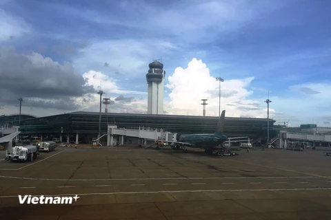Đài kiểm soát không lưu tại sân bay Tân Sơn Nhất. (Ảnh: Việt Hùng/Vietnam+)