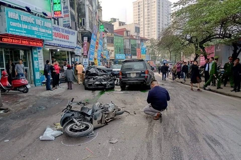 Hiện trường một vụ tai nạn giao thông nghiêm trọng. (Ảnh: Sơn Bách/Vietnam+)