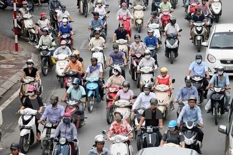 Xe máy sẽ buộc phải dừng hoạt động tại các quận của Hà Nội vào năm 2030. (Ảnh: Doãn Đức/Vietnam+)