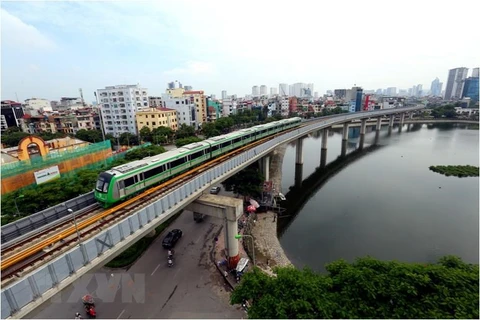 Toàn bộ 13 đoàn tàu của tuyến đường sắt Cát Linh-Hà Đông đã được chạy thử nghiệm an toàn. (Ảnh: Huy Hùng/TTXVN)
