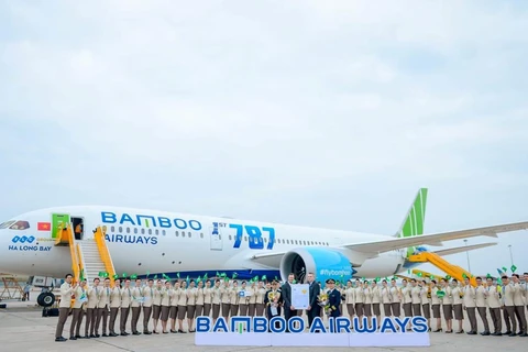 Bamboo Airways chính thức nhận chứng nhận đánh giá an toàn khai thác trong chiều 3/1 tại cảng hàng không quốc tế Nội Bài. (Ảnh: CTV/Vietnam+)