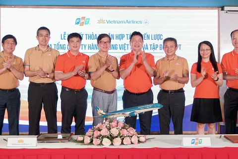 Hợp tác giữa Vietnam Airlines và FPT không chỉ giúp hai doanh nghiệp phát triển mà còn đóng góp vào lĩnh vực công nghệ thông tin trong ngành hàng không Việt Nam. (Ảnh: CTV/Vietnam+)