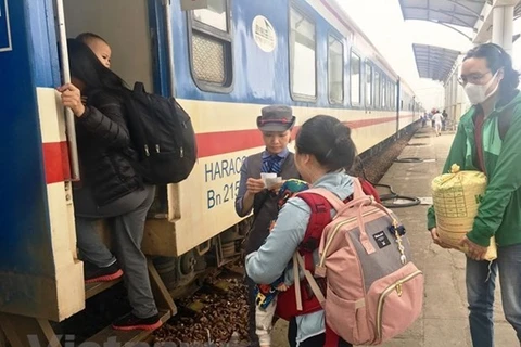 Đường sắt đã bắt đầu mở bán vé tàu Tết Nguyên đán Tân Sửu 2021. (Ảnh: Vietnam+)