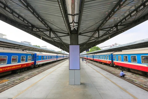 Đoàn tàu của Tổng công ty Đường sắt Việt Nam tại ga Hà Nội. (Ảnh: Minh Sơn/Vietnam+)