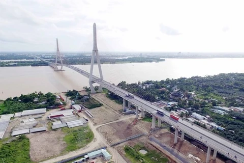 Cầu Cần Thơ vượt qua sông Hậu nối liền giữa tỉnh Vĩnh Long và thành phố Cần Thơ. (Nguồn: TTXVN)