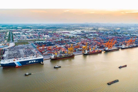 Lĩnh vực khai thác cảng biển vẫn tiếp tục là hoạt động mang lại hiệu quả kinh doanh cao nhất cho VIMC trong năm 2021. (Ảnh: CTV/Vietnam+)