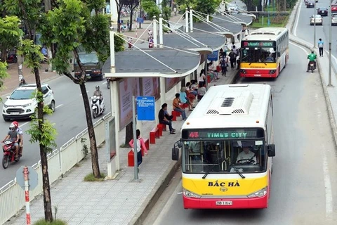 Tuyến buýt số 45 (Khu đô thị Times City-Nam Thăng Long) của Công ty Trách nhiệm hữu hạn Bắc Hà có thể sẽ dừng hoạt động từ ngày 1/8 tới. (Ảnh: Huy Hùng/Vietnam+)