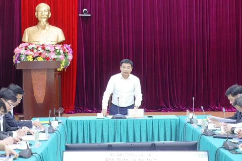 Bộ trưởng Bộ Giao thông Vận tải Nguyễn Văn Thắng chỉ đạo tại buổi giao ban thường kỳ vào chiều 2/3. (Ảnh: CTV/Vietnam+)