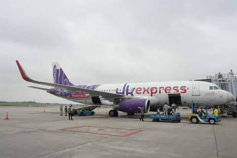 Máy bay Airbus A321 của hãng hàng không HK Express tại sân bay Nội Bài. (Ảnh: CTV/Vietnam+)