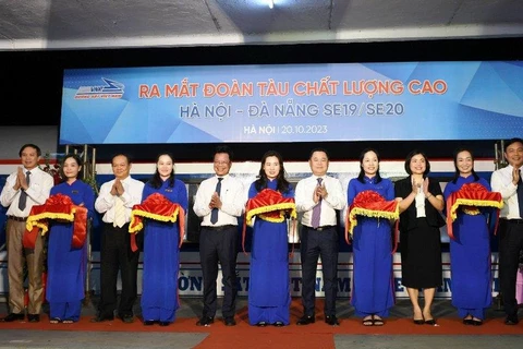 Tổng công ty Đường sắt Việt Nam đã ra mắt chạy đoạn tàu chất lượng cao chặng Hà Nội-Đà Nẵng. (Ảnh: Việt Hùng/Vietnam+)