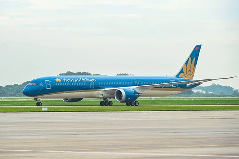 Máy bay thân rộng Boeing 787-10 mới vừa được Vietnam Airlines tiếp nhận bổ sung vào đội bay. (Ảnh: PV/Vietnam+)