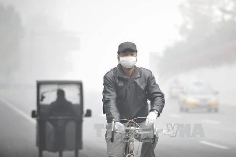 Nhật báo động ô nhiễm không khí nghi từ Trung Quốc