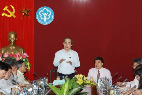 Phó Thủ tướng Nguyễn Thiện Nhân phát biểu tại buổi làm việc. (Ảnh: Nguyễn Dân/TTXVN)