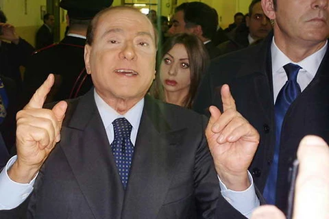 Không thay đổi ngày bỏ phiếu về số phận ông Berlusconi