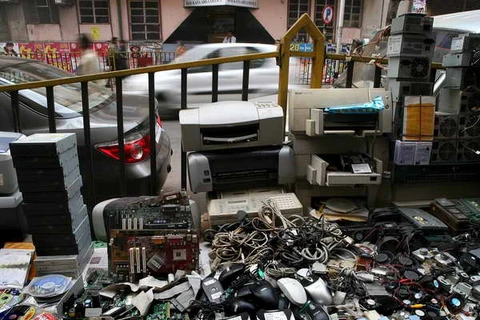 Báo động thực trạng rác thải điện tử ở Việt Nam