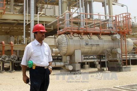  Nhà máy lọc dầu tại thành phố cảng Asaluyeh, miền nam Iran. (Nguồn: AFP/TTXVN)