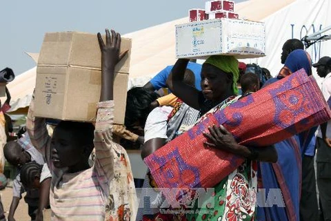 Người tị nạn Nam Sudan tại trại của LHQ ở Juba ngày 29/12. (Nguồn: THX/TTXVN)