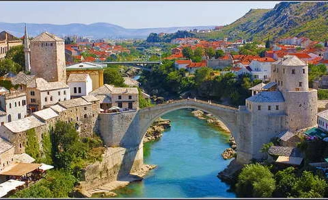 Mostar - Nước xanh chảy mãi dưới chân cầu