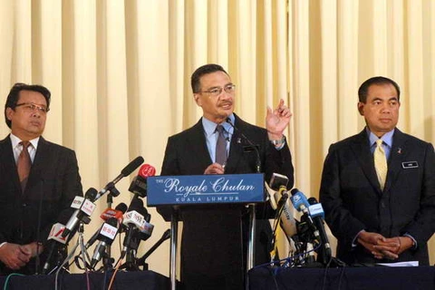 Malaysia họp báo công bố việc tìm MH370 và tai nạn của MH192