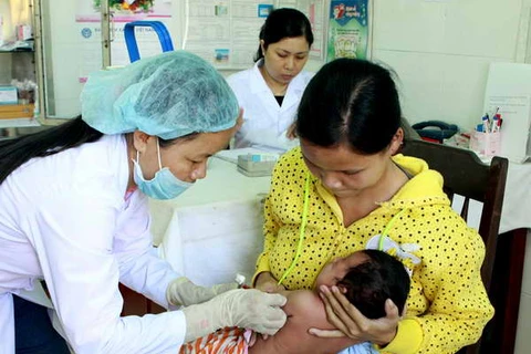 TP.HCM tổ chức tiêm bù vắcxin sởi cho trẻ từ 3 đến 10 tuổi